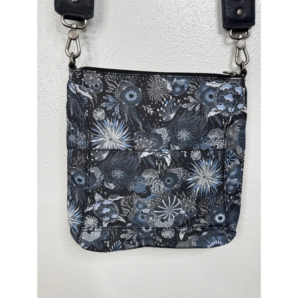 Sakroots Crossbody Bag Blue Sea Turtle Floral Print Coated Canvas Guitar‎ Strap